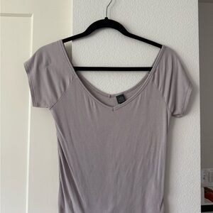 Women's Gray Top